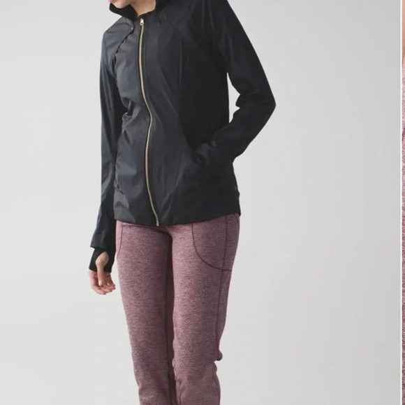 Lululemon Base Runner Pant III - Picture 3 of 9